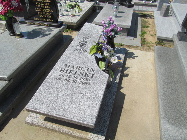 Grób Ryszard Bielski